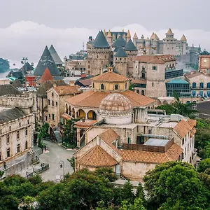 4* Otel Mercure French Village Bana Hills